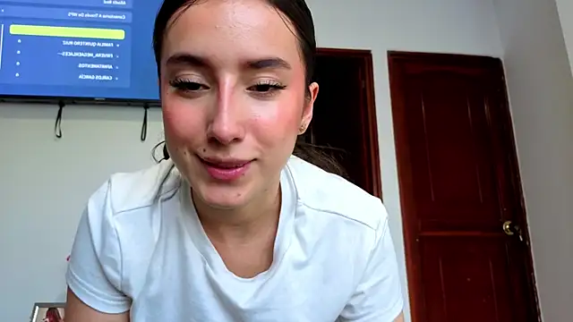 Snapshot of Adhara_Kitten chatting on 30, 7, 2026 Adhara Kitten online show from 30, 7, 2026