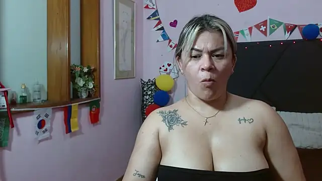 Snapshot of pamela_echeverria chatting on 6, 7, 2026 pamela echeverria online show from 6, 7, 2026
