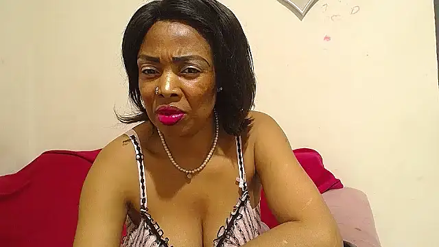 Snapshot of SEXYMOANSXX chatting on 16, 11, 2025 SEXYMOANSXX online show from 16, 11, 2025