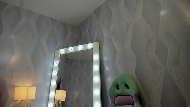 BabyAngel18  online show from 11, 1, 2026