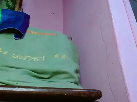 Snapshot of skinny1hugecock27 chatting on 4, 2, 2026 skinny1hugecock27 online show from 4, 2, 2026