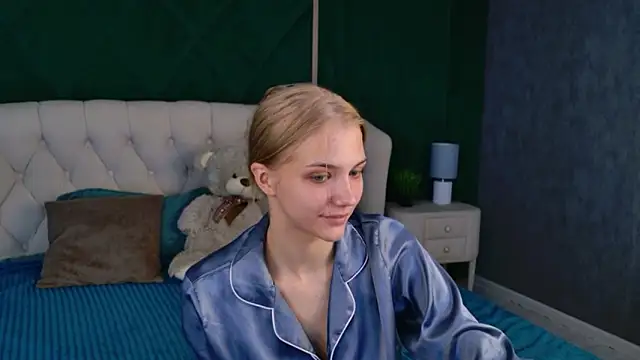 Snapshot of 4example_Chloe chatting on 21, 5, 2026 4example Chloe online show from 21, 5, 2026
