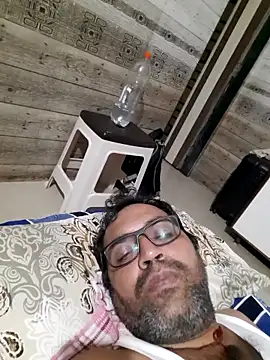 Snapshot of Hot-boy077 chatting on 16, 3, 2026 Hot-boy077 online show from 16, 3, 2026