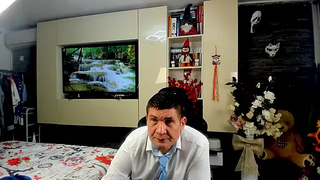 Snapshot of SpartacusDaddy48 chatting on 18, 4, 2026 SpartacusDaddy48 online show from 18, 4, 2026