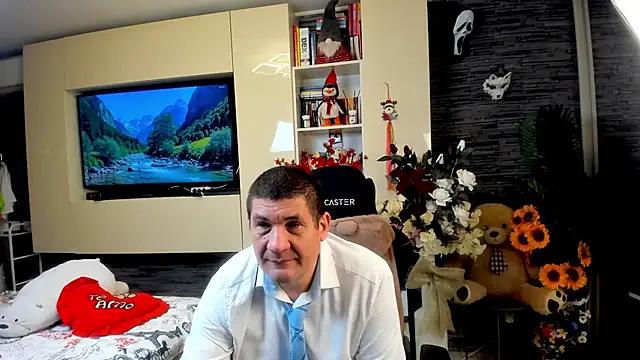 Snapshot of SpartacusDaddy48 chatting on 24, 5, 2026 SpartacusDaddy48 online show from 24, 5, 2026