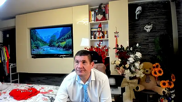 Snapshot of SpartacusDaddy48 chatting on 30, 5, 2026 SpartacusDaddy48 online show from 30, 5, 2026
