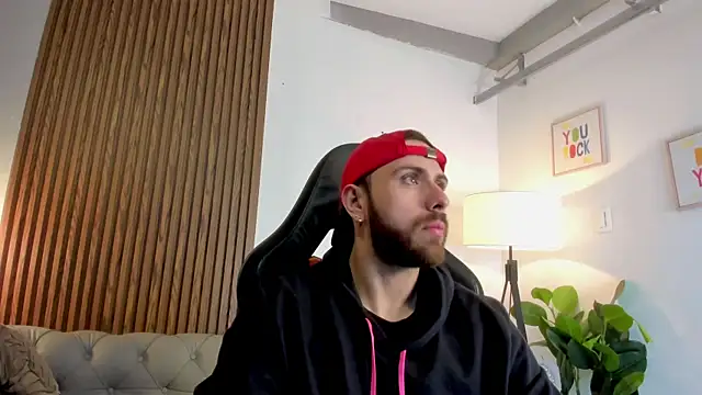 Snapshot of Maximo_Wolff chatting on 9, 6, 2026 Maximo Wolff online show from 9, 6, 2026