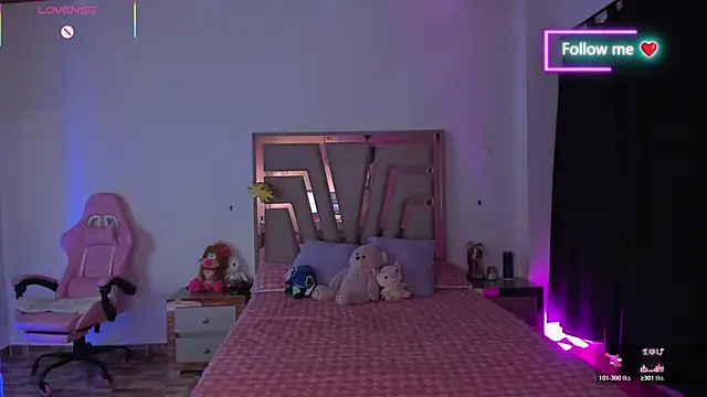 Snapshot of lunaarose chatting on 24, 2, 2026 lunaarose online show from 24, 2, 2026