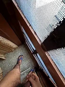 Snapshot of desir3dlund chatting on 14, 9, 2025 desir3dlund online show from 14, 9, 2025