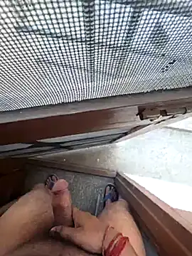 Snapshot of desir3dlund chatting on 2, 3, 2026 desir3dlund online show from 2, 3, 2026