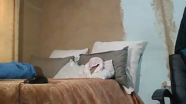 Snapshot of Nicky52 chatting on 2, 4, 2026 Nicky52 online show from 2, 4, 2026