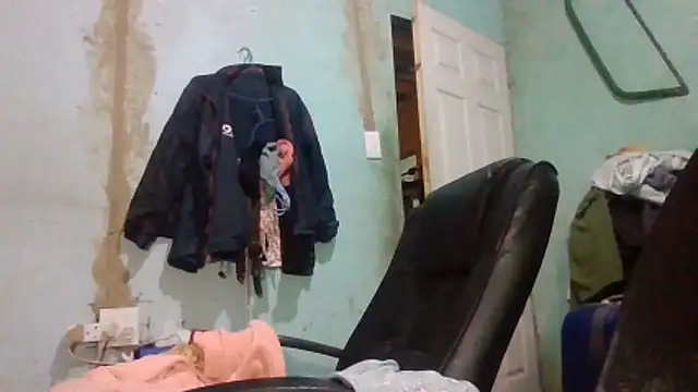 Snapshot of Nicky52 chatting on 15, 4, 2026 Nicky52 online show from 15, 4, 2026