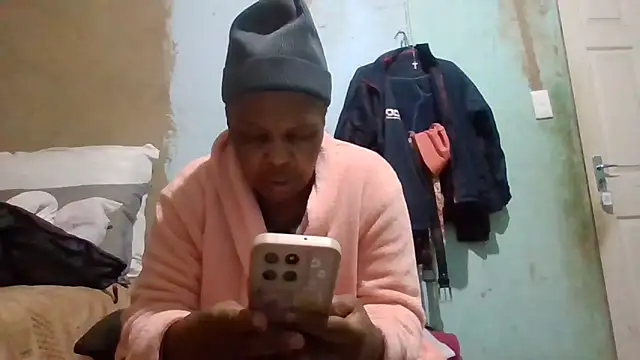 Snapshot of Nicky52 chatting on 19, 5, 2026 Nicky52 online show from 19, 5, 2026