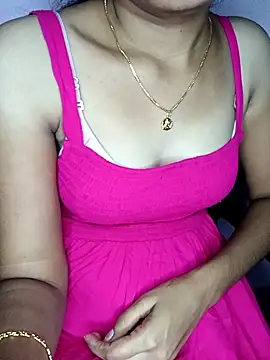 Snapshot of Nidhi_lovely chatting on 7, 10, 2025 Nidhi lovely online show from 7, 10, 2025