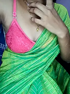 Snapshot of Nidhi_lovely chatting on 17, 10, 2025 Nidhi lovely online show from 17, 10, 2025