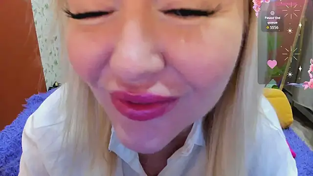 Snapshot of FlirtyMary chatting on 23, 4, 2026 FlirtyMary online show from 23, 4, 2026