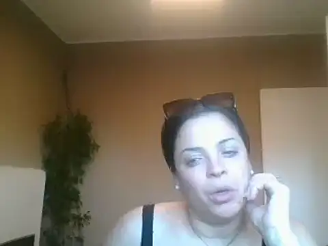 Snapshot of ITALIANASISIXX chatting on 6, 6, 2026 ITALIANASISIXX online show from 6, 6, 2026