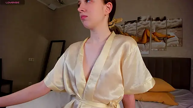 Camilla Kelly online show from 19, 3, 2026