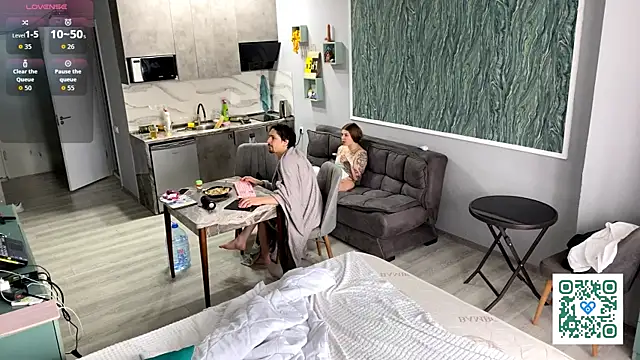 VelvetMiley online show from 27, 4, 2026