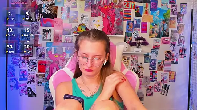 Maryyy May online show from 18, 10, 2025