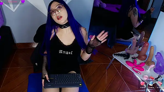 Snapshot of karlamoon23 chatting on 14, 6, 2026 karlamoon23 online show from 14, 6, 2026
