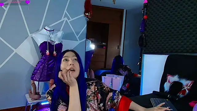 Snapshot of karlamoon23 chatting on 20, 6, 2026 karlamoon23 online show from 20, 6, 2026