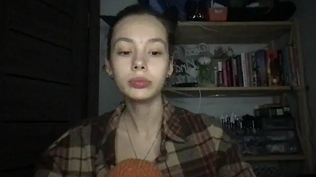 Yuna5343 online show from 19, 9, 2025