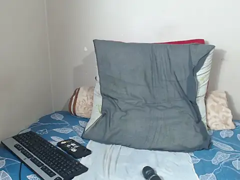 Snapshot of _SweetLips_ chatting on 28, 5, 2026 SweetLips online show from 28, 5, 2026