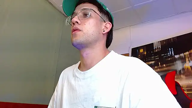 alexgiraldo   online show from 20, 6, 2026