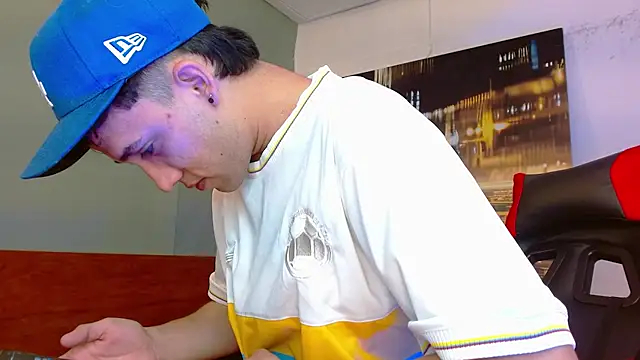 alexgiraldo   online show from 4, 7, 2026