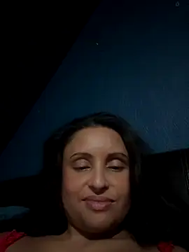 Snapshot of Angelaarayexx chatting on 13, 12, 2025 Angelaarayexx online show from 13, 12, 2025