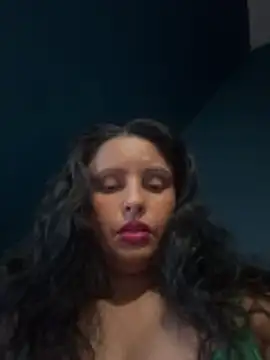 Snapshot of Angelaarayexx chatting on 16, 12, 2025 Angelaarayexx online show from 16, 12, 2025