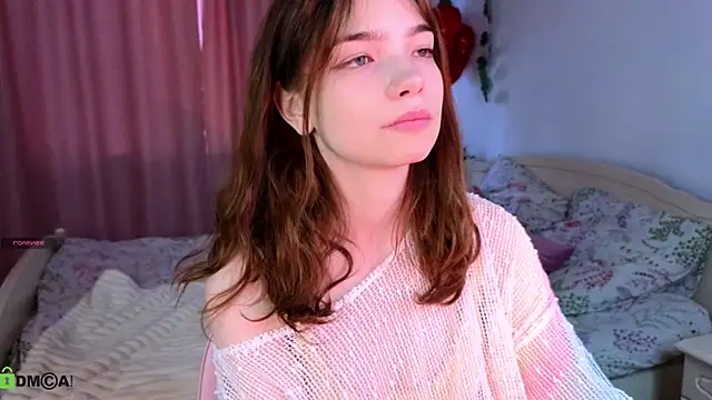 Snapshot of Evi_Brook chatting on 27, 4, 2026 Evi Brook online show from 27, 4, 2026