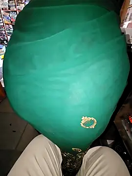 Snapshot of indianhotwife639 chatting on 30, 11, 2025 indianhotwife639 online show from 30, 11, 2025