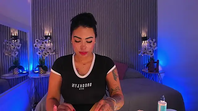 Snapshot of MaddyGray_ chatting on 1, 3, 2026 MaddyGray online show from 1, 3, 2026