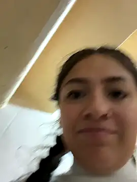 Alyha Cortes online show from 13, 11, 2025