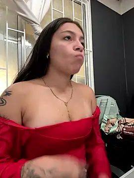 Alyha Cortes online show from 8, 1, 2026