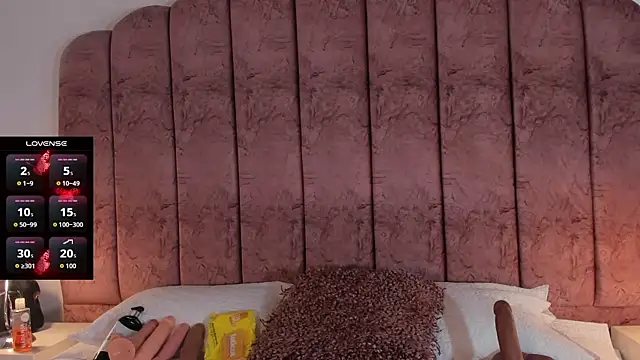 Snapshot of ValeskaZuev1 chatting on 9, 10, 2025 ValeskaZuev1 online show from 9, 10, 2025