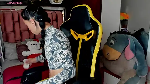 sara slut21 online show from 25, 11, 2025