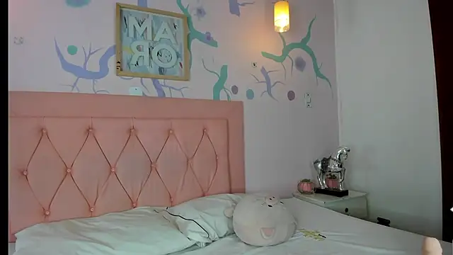 Snapshot of NoahPerez chatting on 13, 9, 2025 NoahPerez online show from 13, 9, 2025