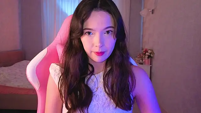 Snapshot of yuna_sunshy chatting on 8, 6, 2026 yuna sunshy online show from 8, 6, 2026