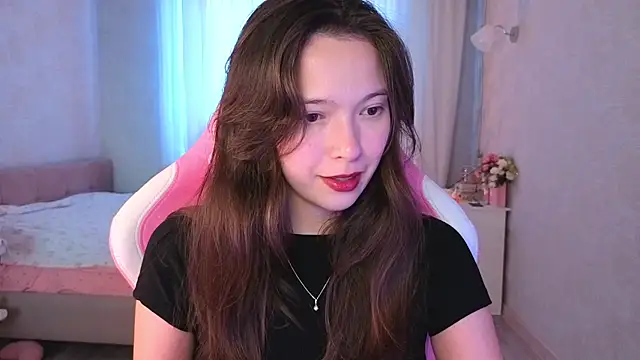 Snapshot of yuna_sunshy chatting on 3, 7, 2026 yuna sunshy online show from 3, 7, 2026