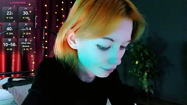 Snapshot of Kiara_Dream chatting on 8, 7, 2026 Kiara Dream online show from 8, 7, 2026