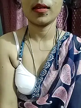 Snapshot of Varsha21 chatting on 6, 1, 2026 Varsha21 online show from 6, 1, 2026