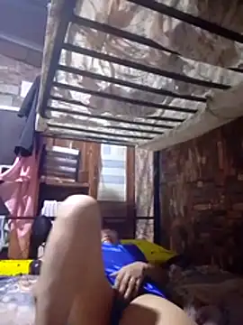 Snapshot of SexyHottMom chatting on 14, 12, 2025 SexyHottMom online show from 14, 12, 2025