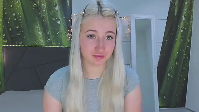 HollyTailors online show from 16, 2, 2026