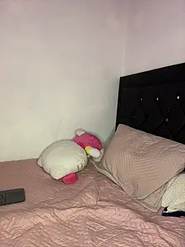 Snapshot of Sofia_Fiori chatting on 16, 11, 2025 Sofia Fiori online show from 16, 11, 2025