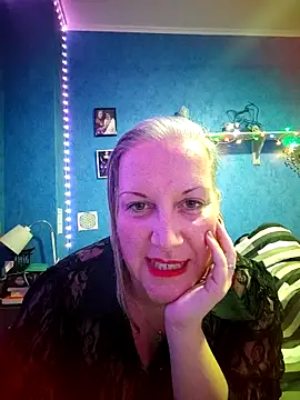 Feelineducentre online show from 16, 11, 2025