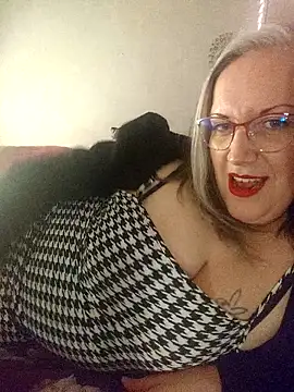 Feelineducentre online show from 5, 1, 2026