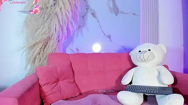 ivonyMiller online show from 5, 11, 2025